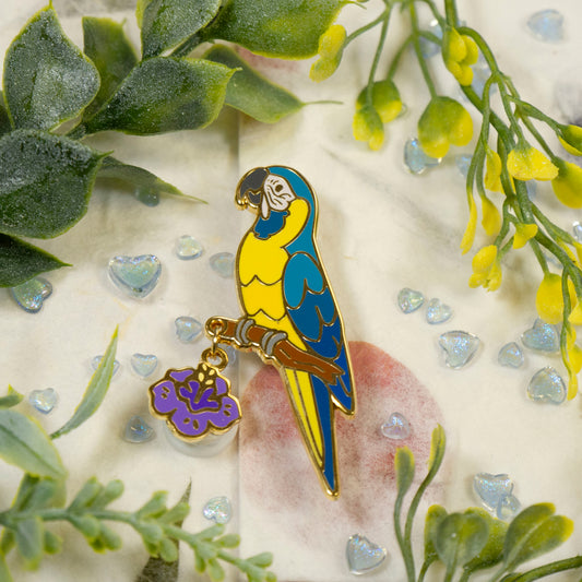Blue-throated Macaw Pin